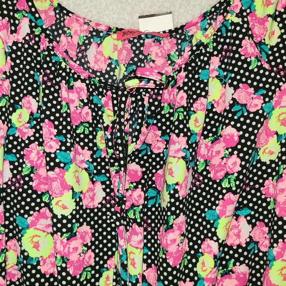 Betsey Johnson Long Sleeve Blouse Puffy Elastic Sleeve XL Black Pink Floral Whit - Picture 2 of 6